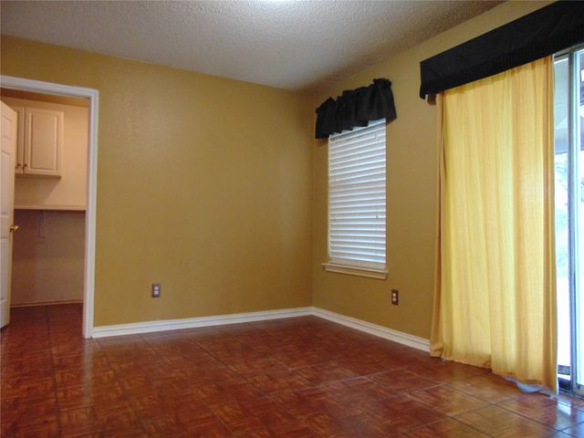 7009 Oconnor Street, Arlington, TX 76002
