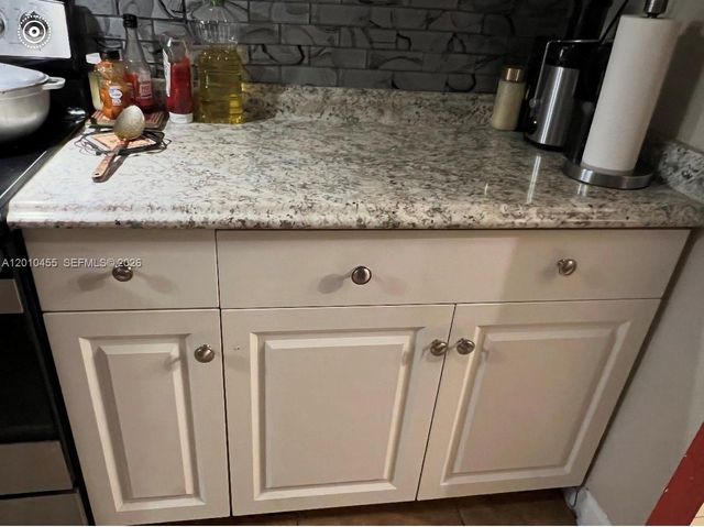 6800 NW 15th Street, Margate, FL 33063