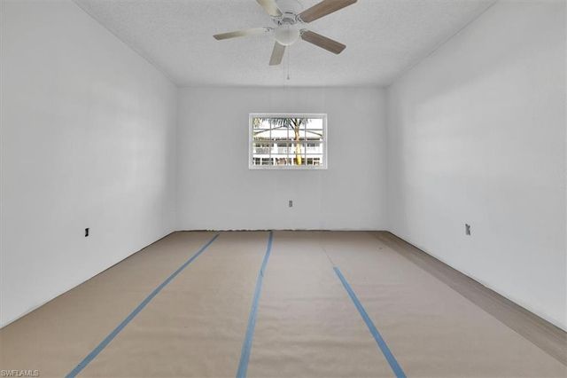 7043 New Post DR 1, North Fort Myers, FL 33917