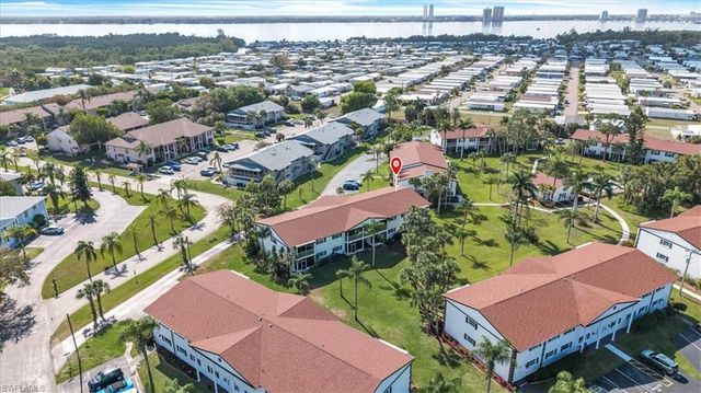 7043 New Post DR 1, North Fort Myers, FL 33917