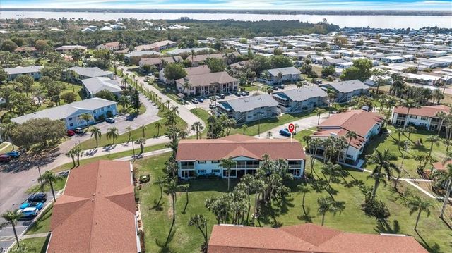 7043 New Post DR 1, North Fort Myers, FL 33917