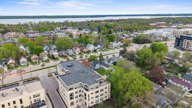 1940 Washington Avenue, Madison, WI 53704
