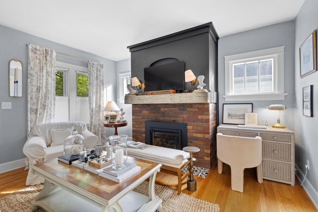 1940 Washington Avenue, Madison, WI 53704
