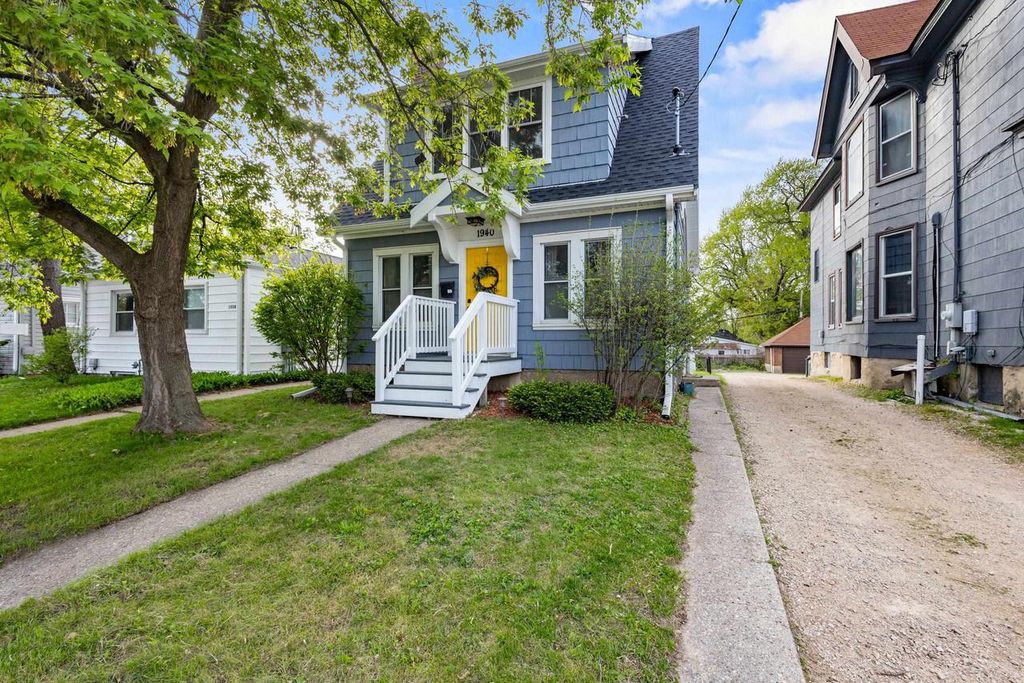 1940 Washington Avenue, Madison, WI 53704