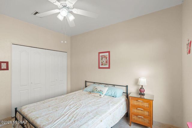 778 E Josephine Canyon Drive, Green Valley, AZ 85614