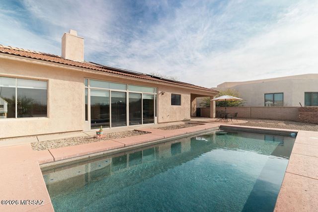 778 E Josephine Canyon Drive, Green Valley, AZ 85614