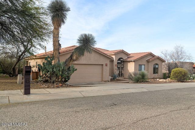 778 E Josephine Canyon Drive, Green Valley, AZ 85614