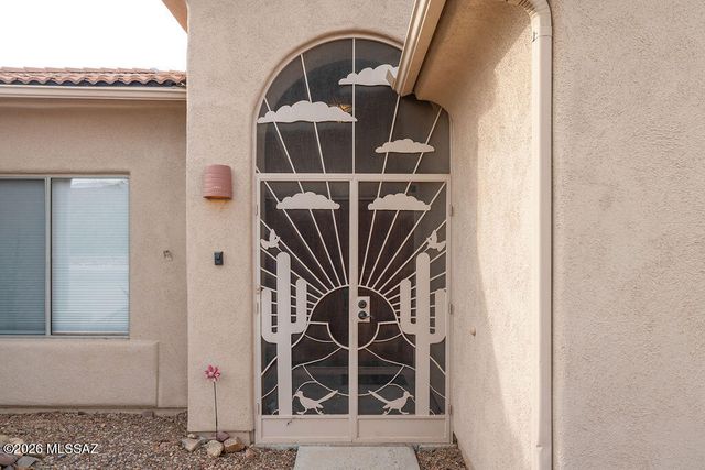 778 E Josephine Canyon Drive, Green Valley, AZ 85614