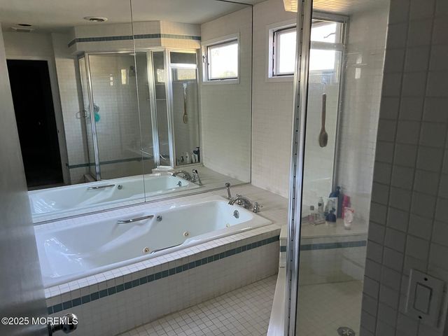 270 Jerome Avenue, Oakhurst, NJ 07755