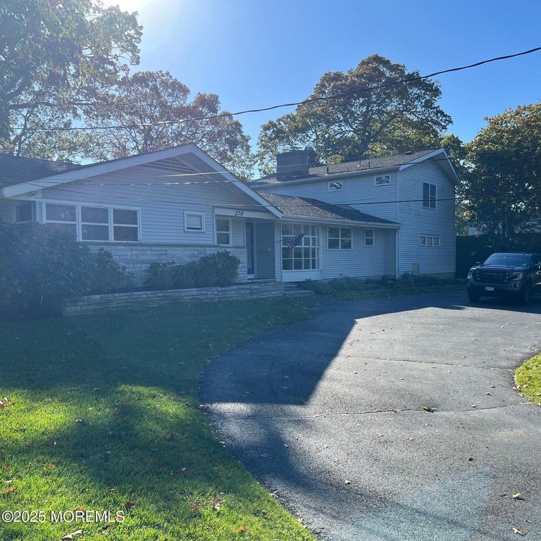 270 Jerome Avenue, Oakhurst, NJ 07755