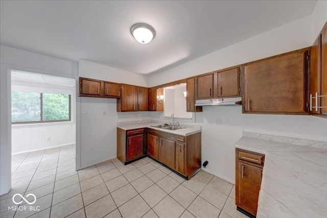 5 Zion Court, Indianapolis, IN 46222