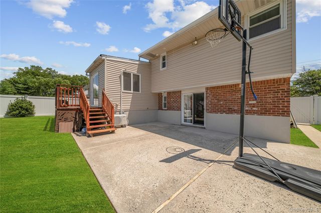 16 Cumberland Road, Jericho, NY 11753