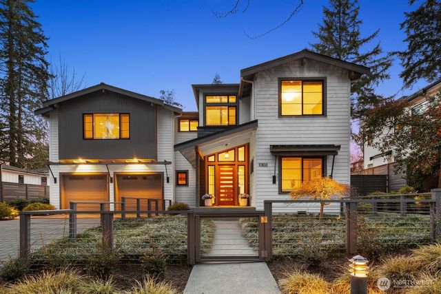 10833 104th Avenue NE, Kirkland, WA 98033