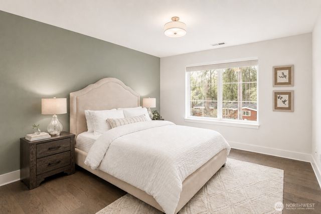10833 104th Avenue NE, Kirkland, WA 98033