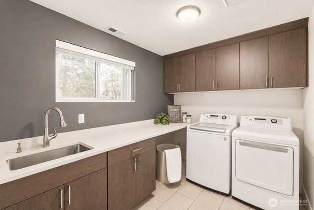 10833 104th Avenue NE, Kirkland, WA 98033