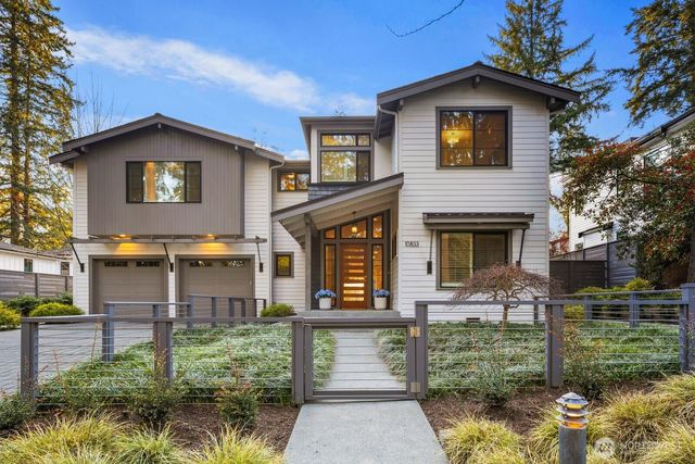 10833 104th Avenue NE, Kirkland, WA 98033
