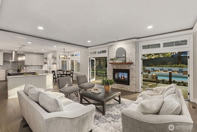 10833 104th Avenue NE, Kirkland, WA 98033