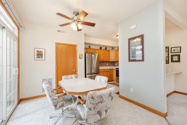 W197N17110 Stonewall DRIVE, Jackson, WI 53037
