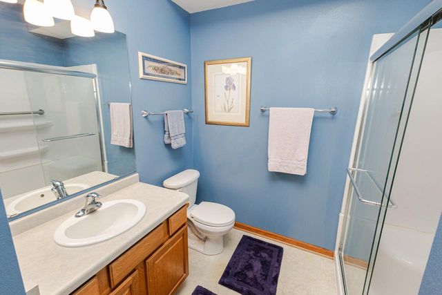 W197N17110 Stonewall DRIVE, Jackson, WI 53037
