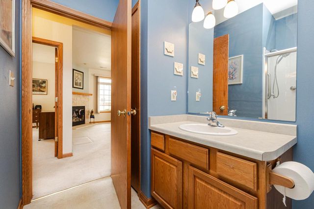 W197N17110 Stonewall DRIVE, Jackson, WI 53037