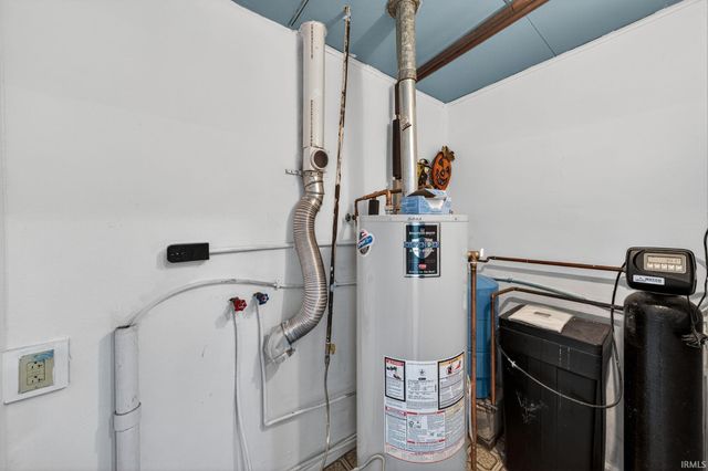 52425 Filbert Road, Granger, IN 46530
