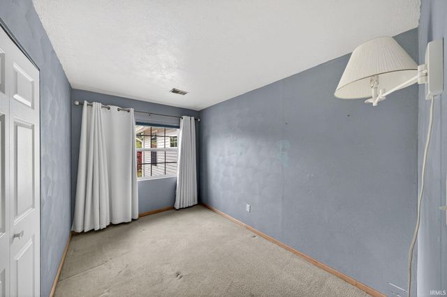 52425 Filbert Road, Granger, IN 46530