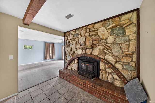 52425 Filbert Road, Granger, IN 46530
