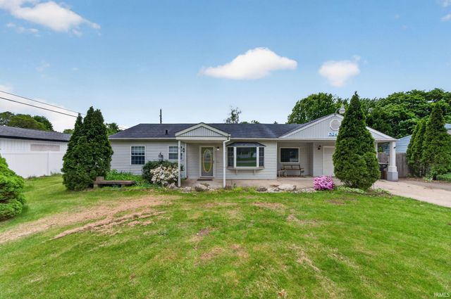 52425 Filbert Road, Granger, IN 46530