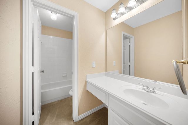 7215 Herboso, Grand Prairie, TX 75054