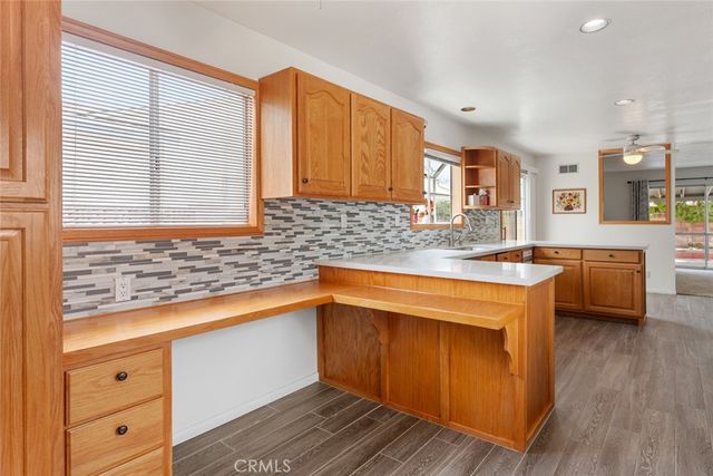 27431 Arriola Avenue, Saugus, CA 91350