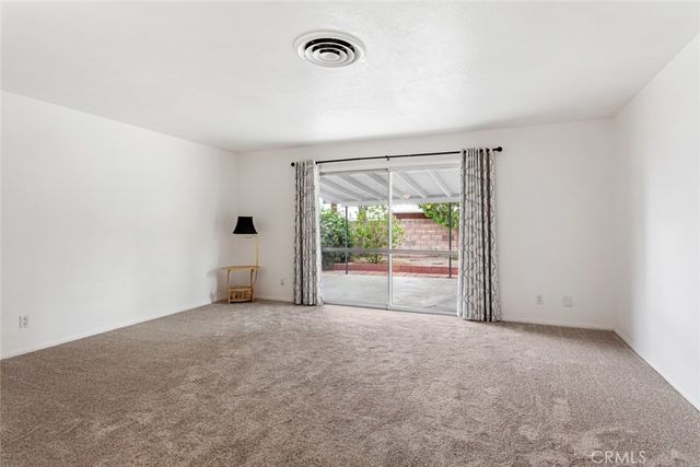 27431 Arriola Avenue, Saugus, CA 91350