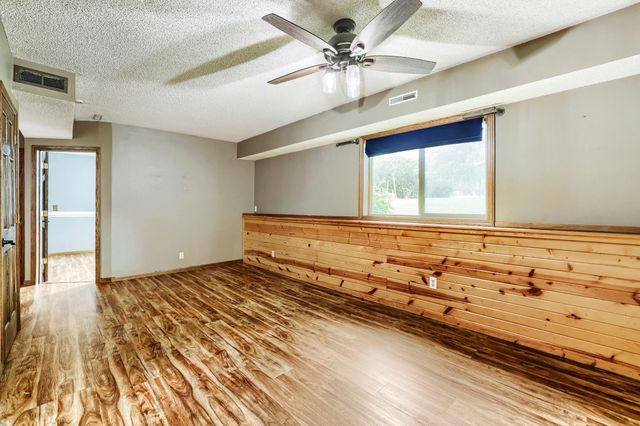 23030 Henna Avenue N, Forest Lake, MN 55025