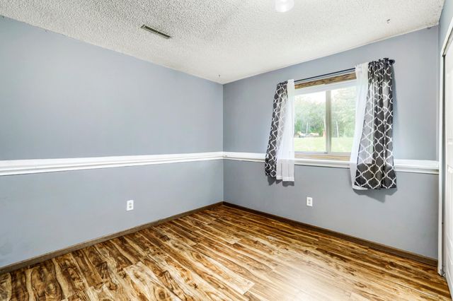 23030 Henna Avenue N, Forest Lake, MN 55025