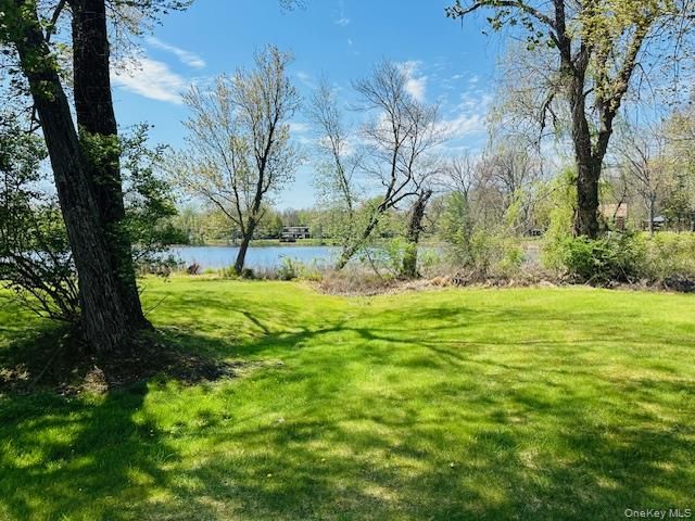 125 Stringham Road 23, Lagrangeville, NY 12540