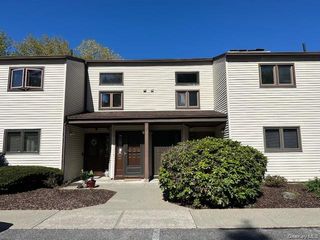 125 Stringham Road 23, Lagrangeville, NY 12540