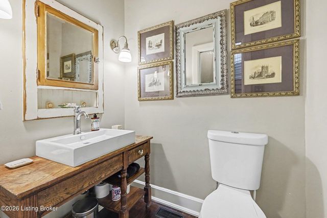 2122 Boulevard Napoleon, Louisville, KY 40205