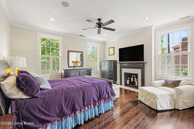 2122 Boulevard Napoleon, Louisville, KY 40205