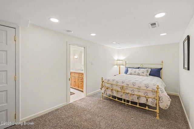 2122 Boulevard Napoleon, Louisville, KY 40205