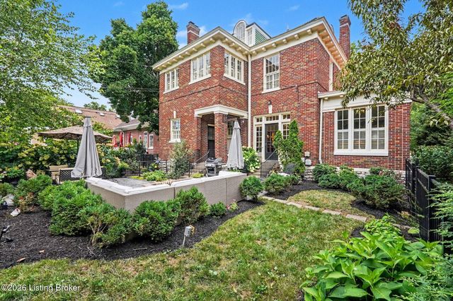 2122 Boulevard Napoleon, Louisville, KY 40205