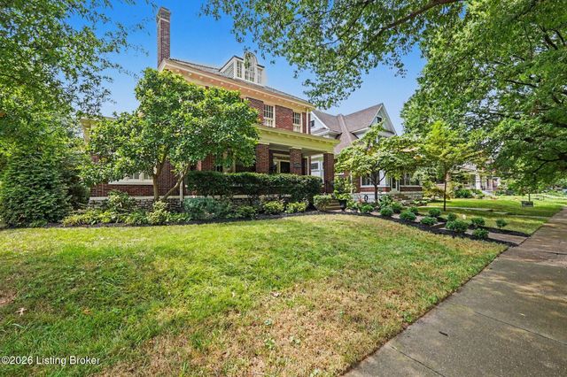 2122 Boulevard Napoleon, Louisville, KY 40205