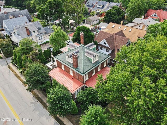 2122 Boulevard Napoleon, Louisville, KY 40205