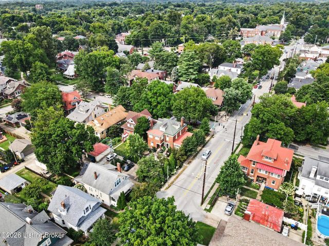 2122 Boulevard Napoleon, Louisville, KY 40205