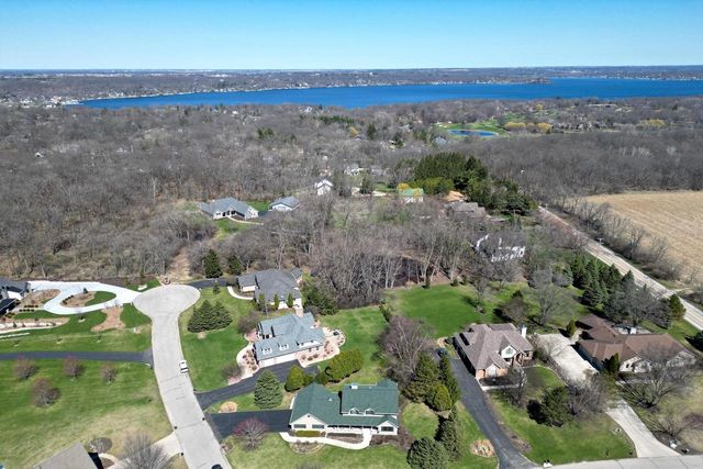 538 Pheasant Ridge LANE, Fontana, WI 53125
