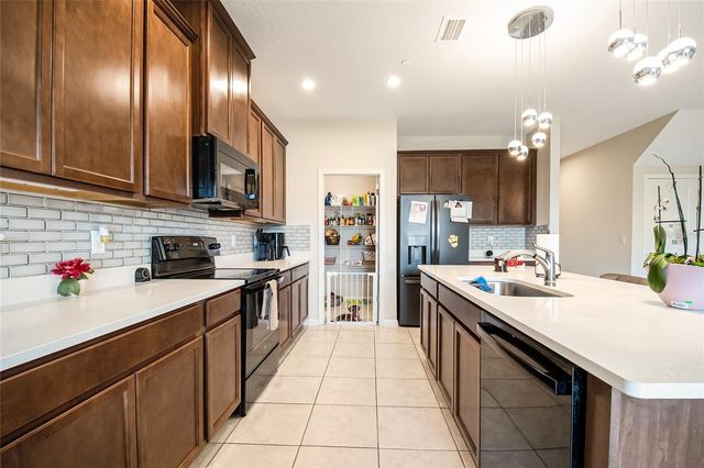 1943 HOLDEN RIDGE LANE, Clermont, FL 34715