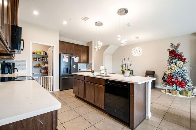 1943 HOLDEN RIDGE LANE, Clermont, FL 34715