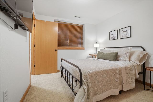 2335 Mulberry Street 2, Coralville, IA 52241