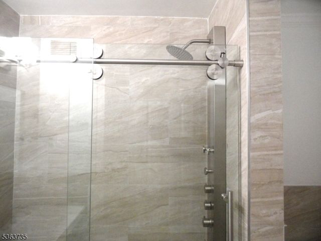 276 Prospect St 8 D, East Orange City, NJ 07017