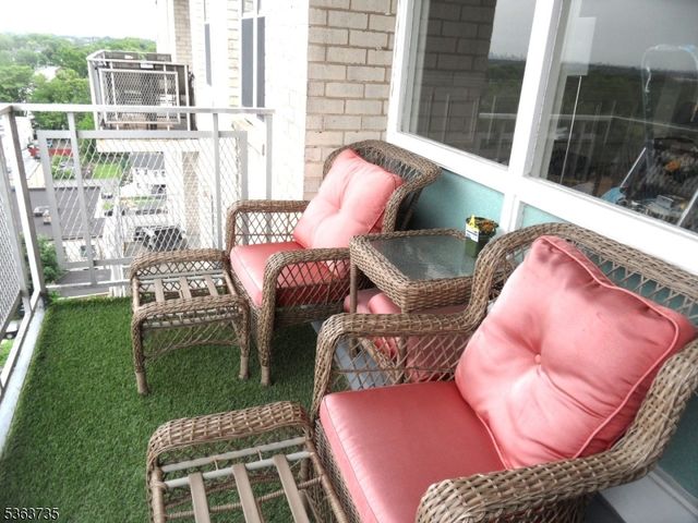 276 Prospect St 8 D, East Orange City, NJ 07017