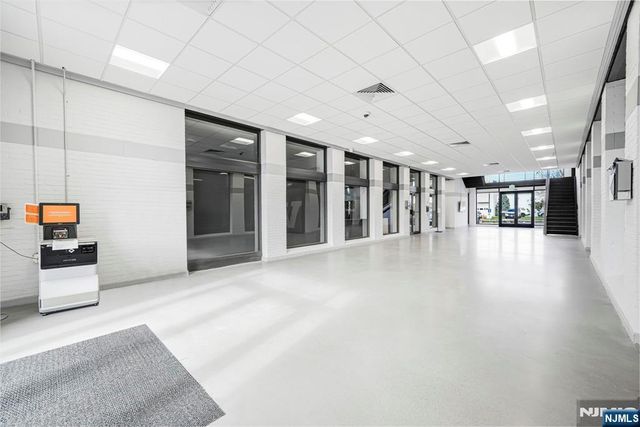 1 Lethbridge Plaza 33, Mahwah, NJ 07430