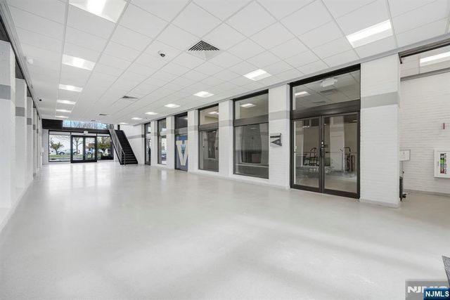 1 Lethbridge Plaza 33, Mahwah, NJ 07430